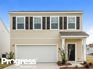 800 Hydra Ln, Moncks Corner, SC 29461