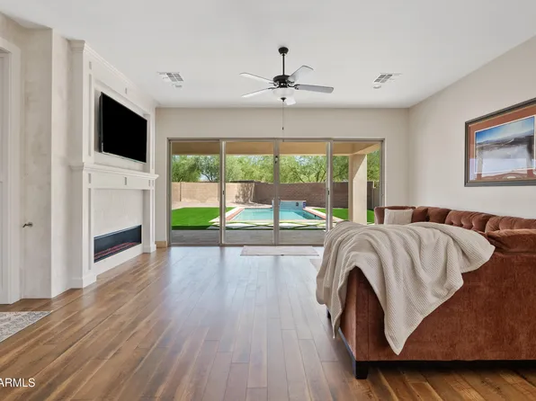 10404 E GAMMA Avenue, Mesa, AZ 85212