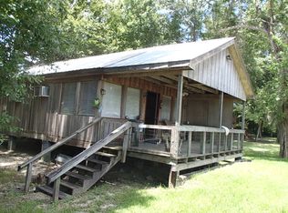 19278 Peters Bend Rd, Bogalusa, LA 70427