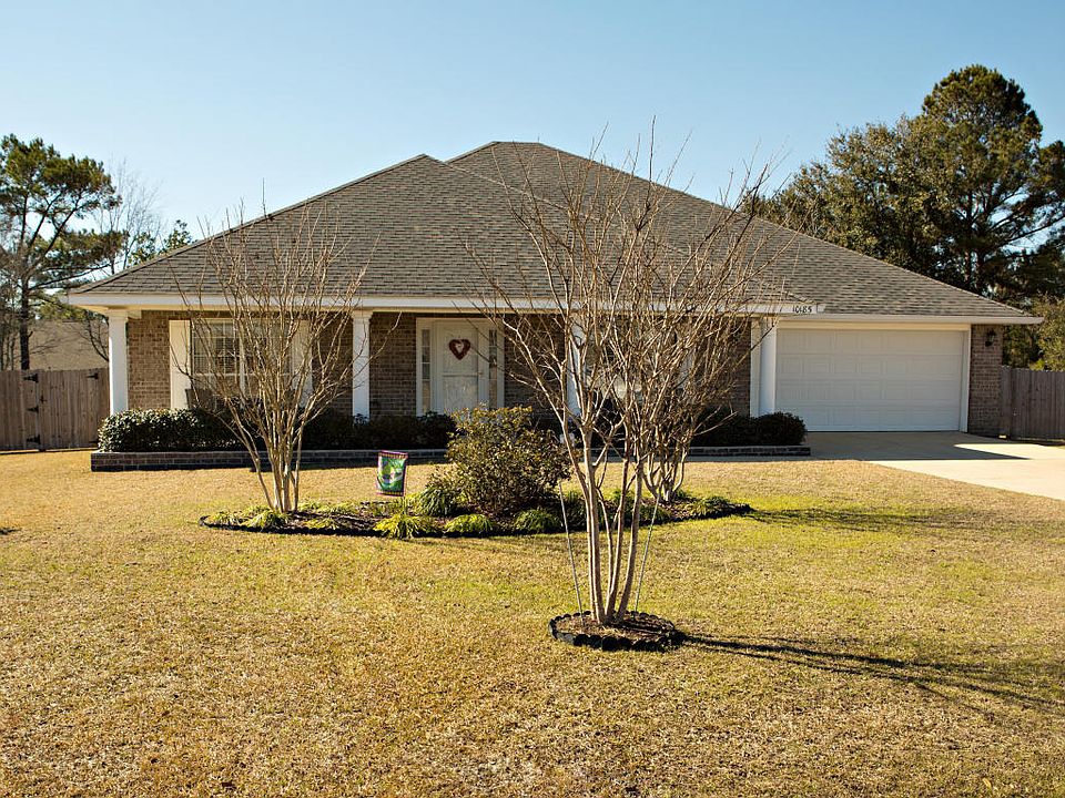 1st image of 10185 Lake Forest Dr