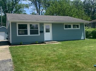 305 Tiverton Ln, Steger, IL 60475
