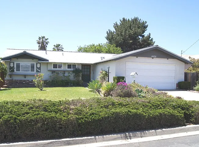 4430 Donald Ave — Photo 1