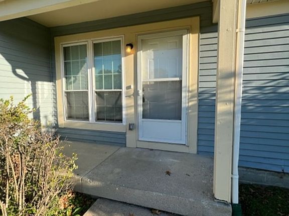 2nd image of 5290-5292 Blackgum Pl
