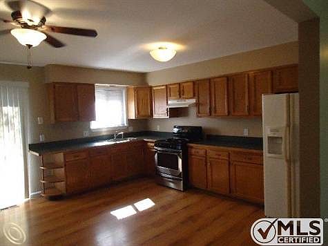 appliances included.JPG