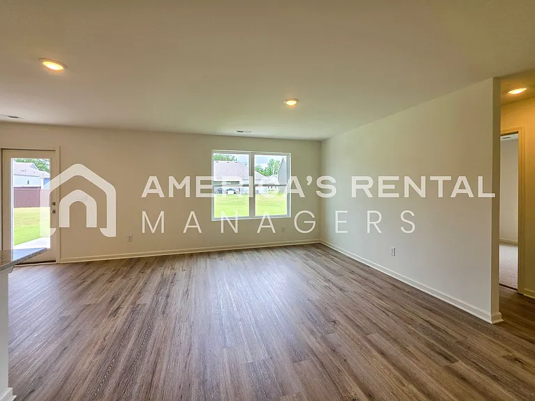 644 Wenonah Way — Photo 35