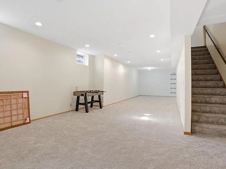 10427 Brown Farm Cir — Photo 44