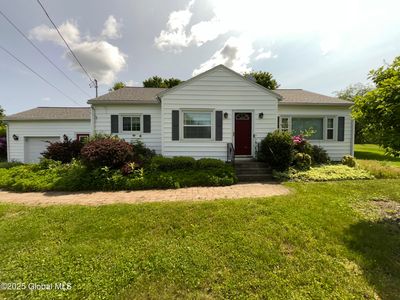 11 Calhoun Road, Troy, NY, 12180