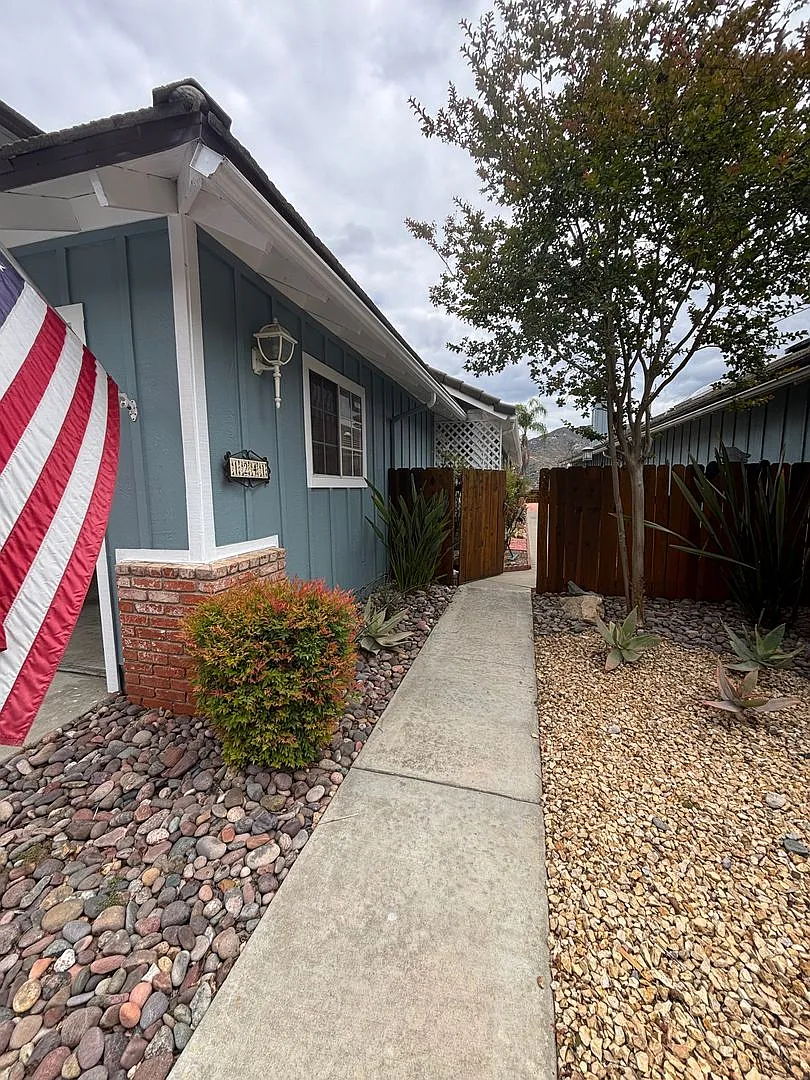 Building Photo - 1241 Pearlbush Ct
