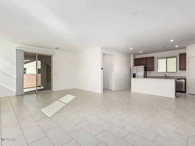 9253 N Agave Gold Rd — Photo 10