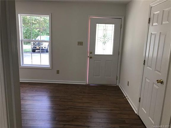 2nd image of 708 Knots Landing Dr