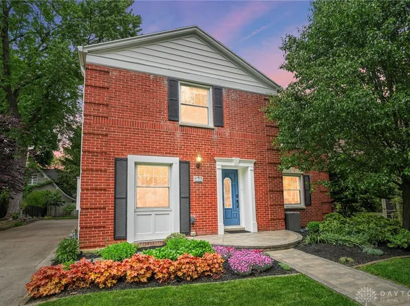 125 Spirea Dr, Dayton, OH 45419