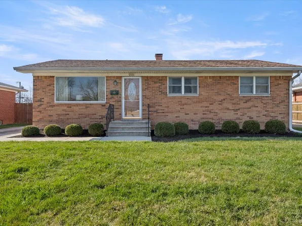 5551 Meadowood Dr, Indianapolis, IN 46224