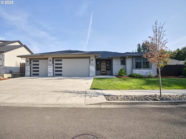 1703 SE 42nd Way, Brush Prairie, WA 98606