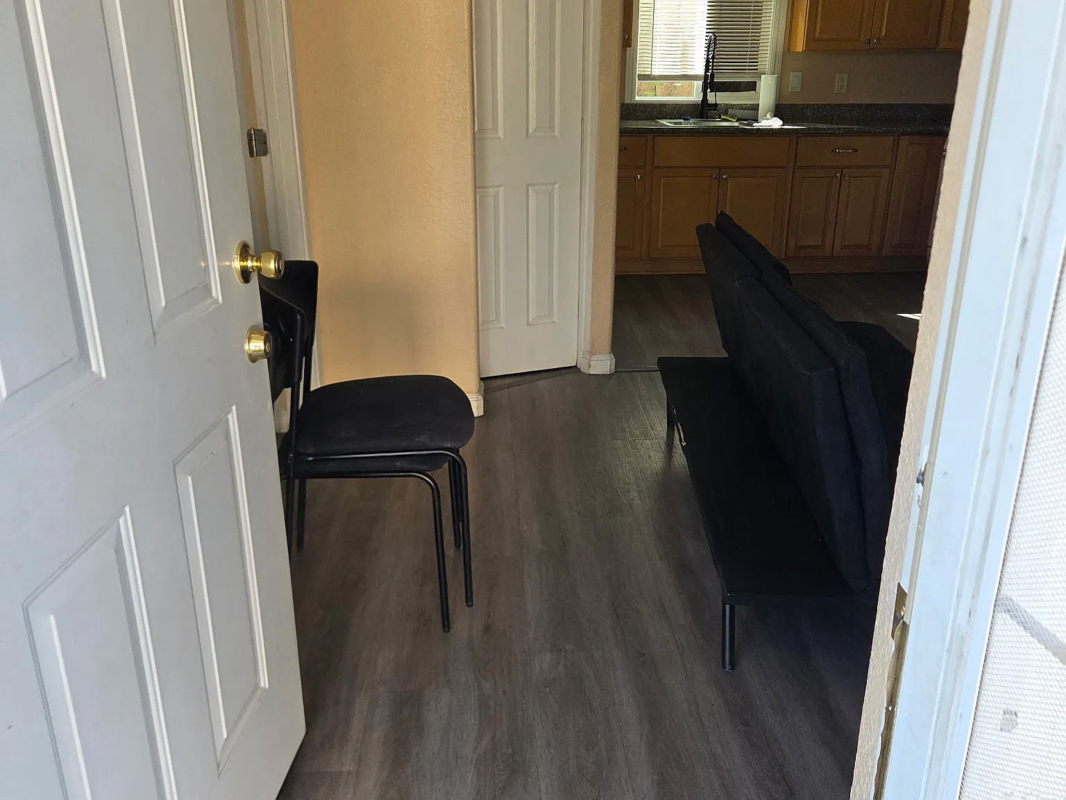 1 bed, 495 sqft, $1,900 — Photo 3