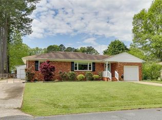 105 E Royce Dr, Chesapeake, VA 23322