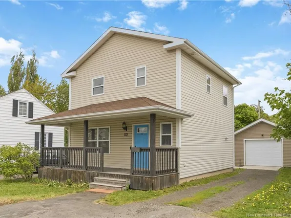 113 North St, Moncton, NB E1C 5X8