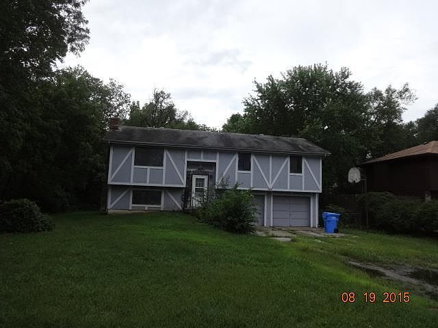 1st image of 410 8th St