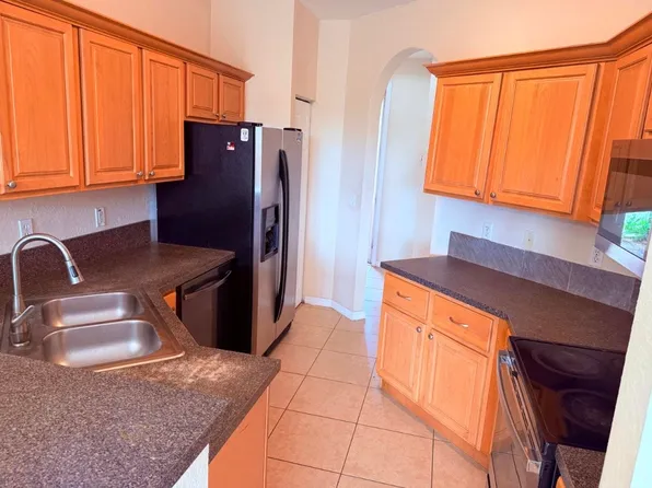 779 Pipers Cay Dr, West Palm Beach, FL 33415