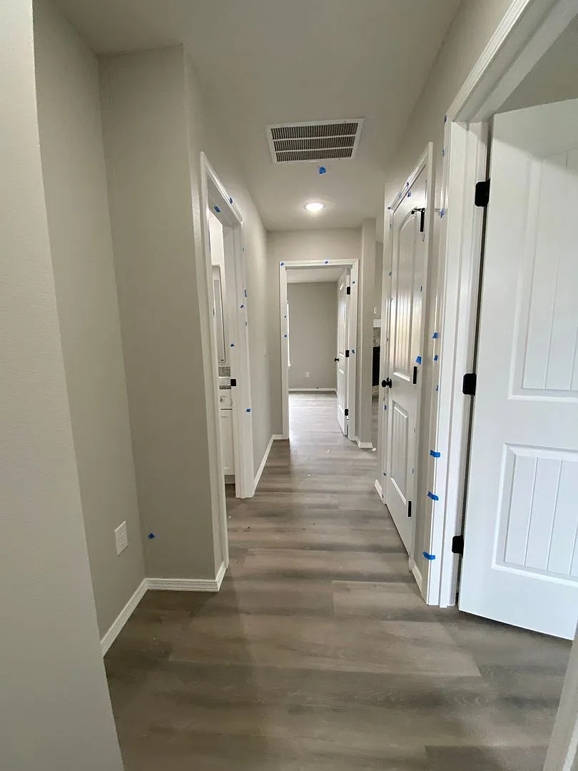 Brand New Home!! — Photo 4