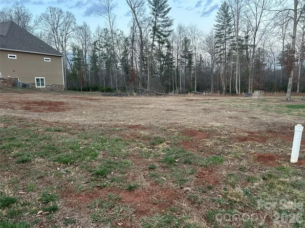 102 Bayern Crst #6, Morganton, NC 28655