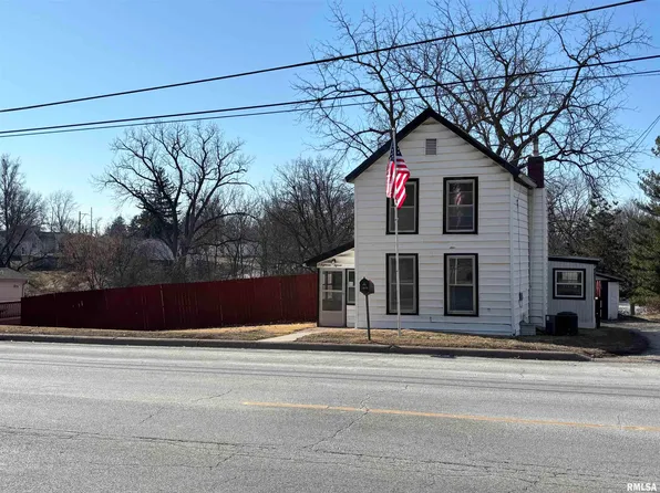 1815 N 18th St, Quincy, IL 62301