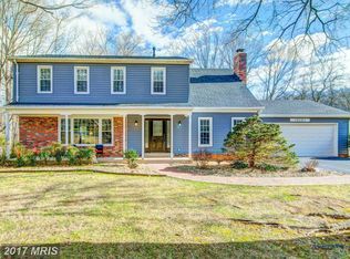 10101 Tamarack Dr, Vienna, VA 22182