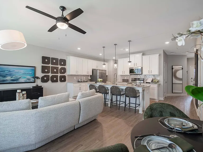 Tessa Jodeco Townhomes — Photo 15