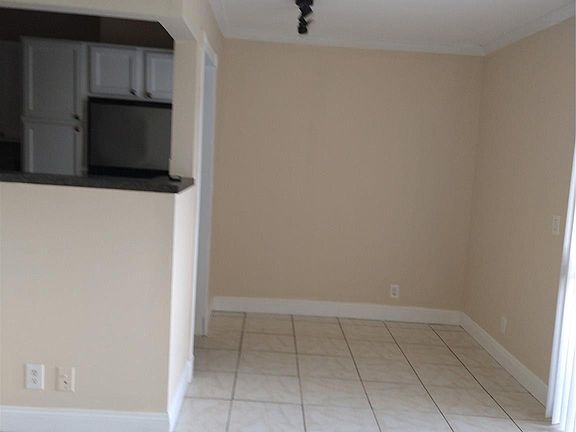 5th image of 8903 NW 28th Dr #8B