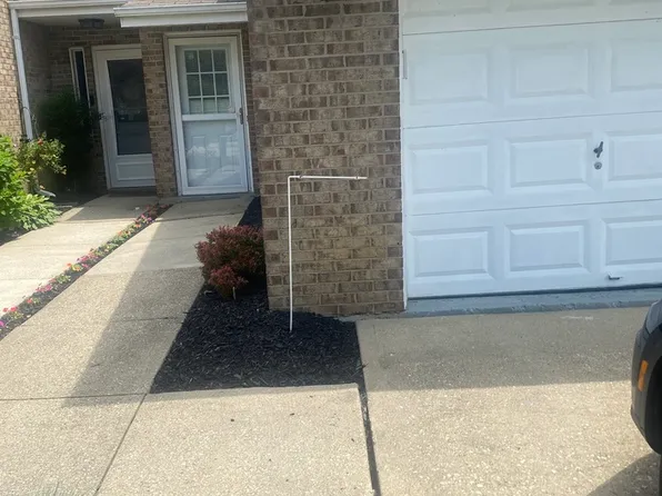 5302 Country Club Ln, Burlington, KY 41005