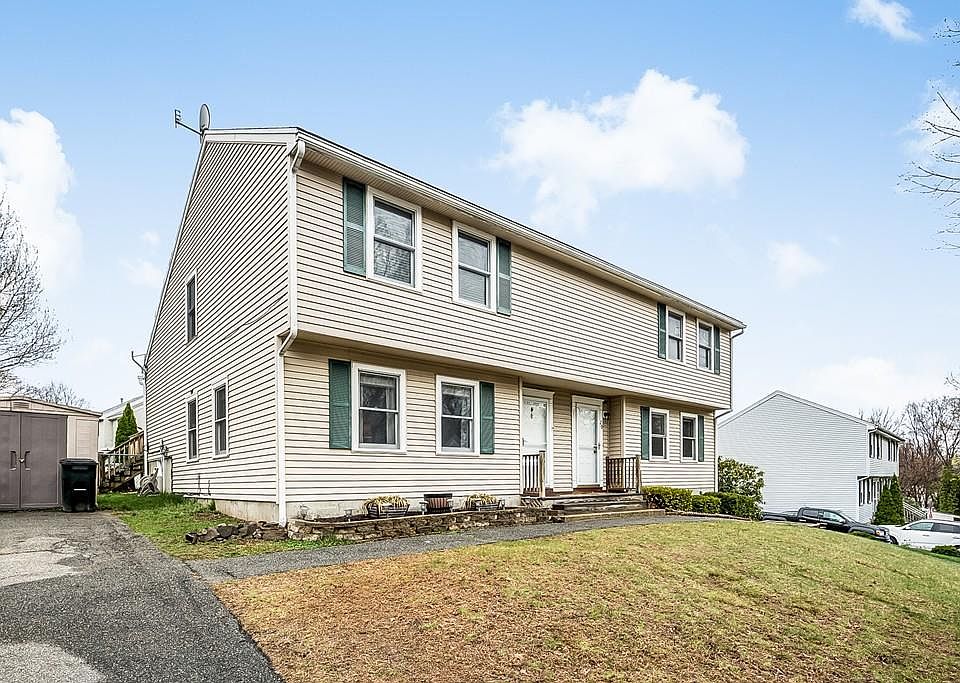 1st image of 18 Twin Brooks Cir #0