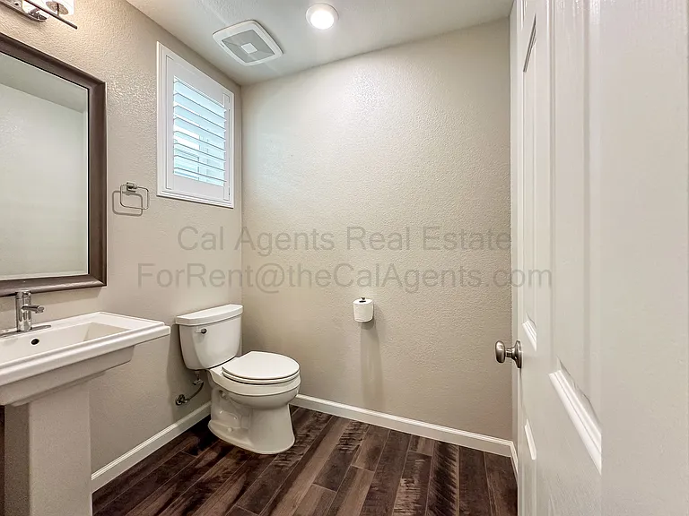3331 Rosenblatt St — Photo 6