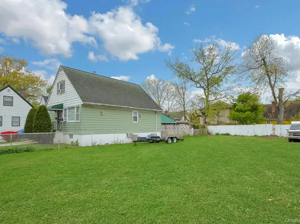 511 Beach Avenue, Bronx, NY 10473