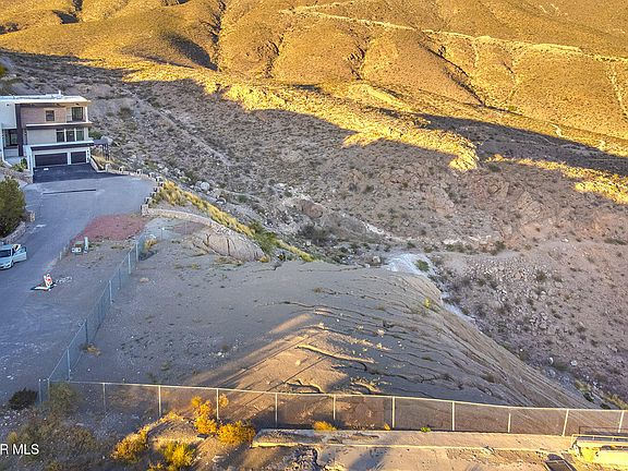 5th image of 14 Bronze Crest Ln