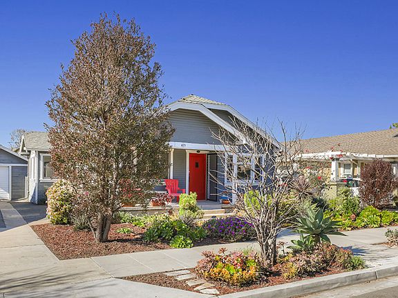 3rd image of 435 Loma Ave