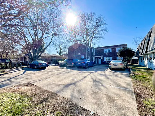 523 Ashlawn Dr Photo 1