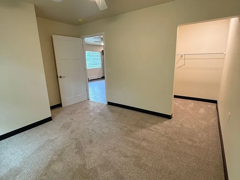 1303 Foothill Ave — Photo 10
