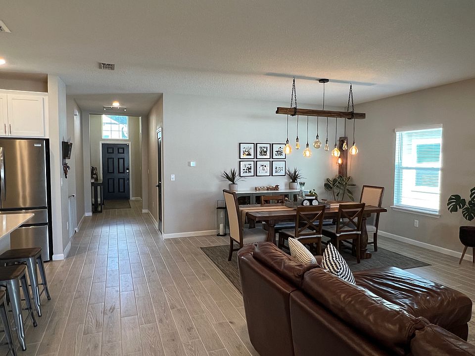 1st image of 15518 Creek Edge Ct