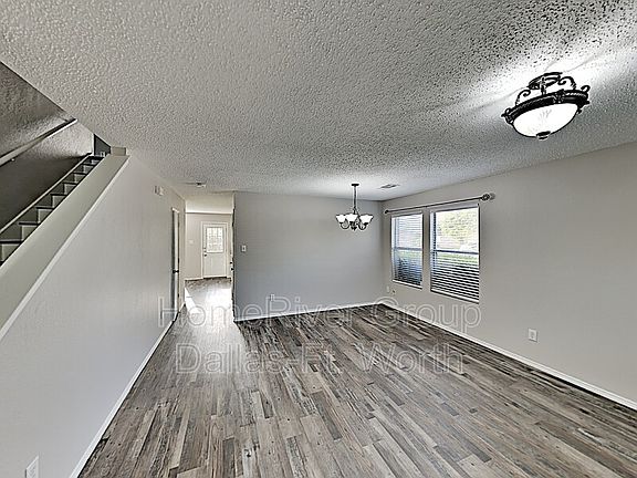 3rd image of 5120 Bedfordshire Dr