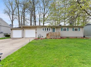 2776 Heather Ln NW, Warren, OH