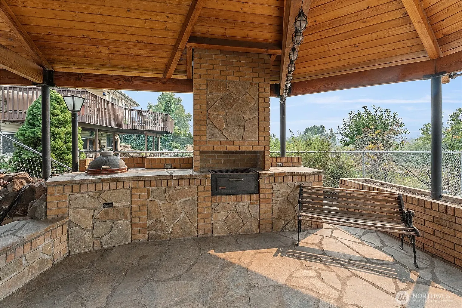 4 bed, 3924 sqft, $3,000 — Photo 4