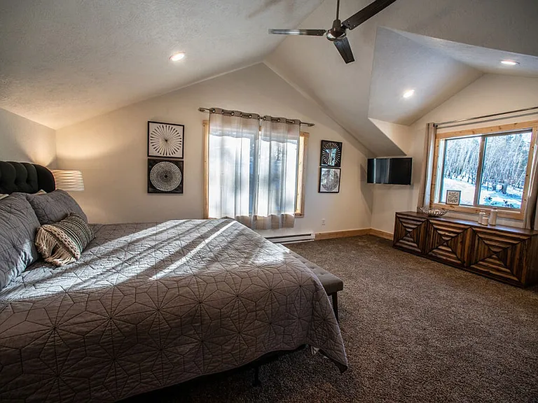 21150 Stewart Slope Rd — Photo 35