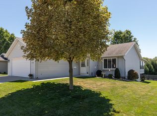 2316 Hampton Rhodes Ct NW, Rochester, MN 55901