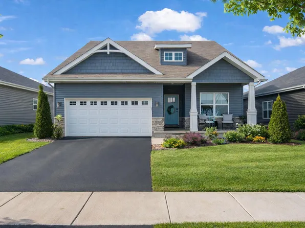 10160 Privet Dr, Crown Point, IN 46307