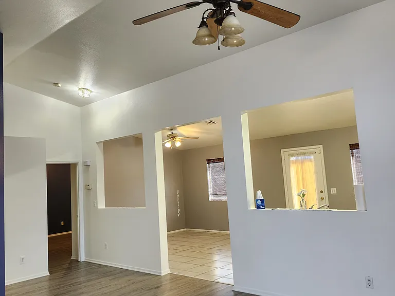 827 Harp Way — Photo 11