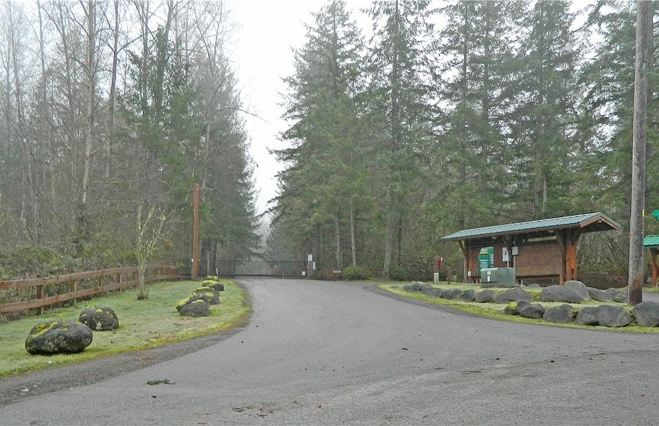 1st image of 1 408th St E