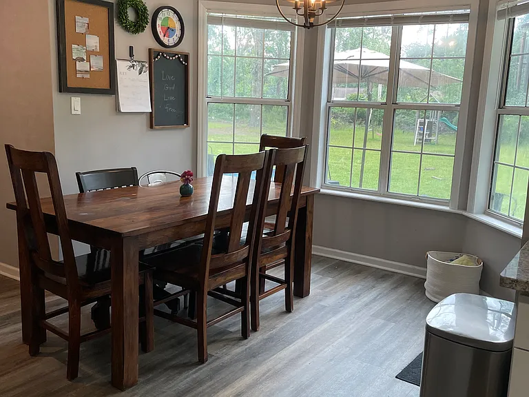 3816 Honeysuckle Dr — Photo 13