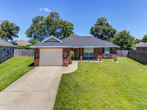 13745 Lawton Ln, Gulfport, MS 39503