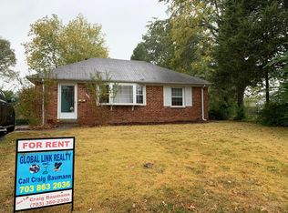 1606 Concord Pl, Alexandria, VA 22308