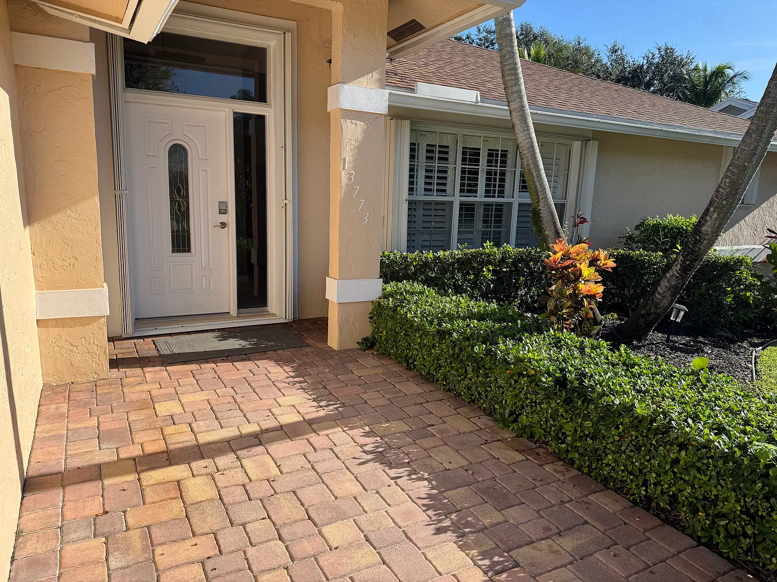 4 bed, 2651 sqft, $8,000 — Photo 3
