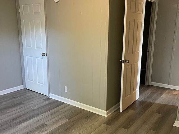 2nd image of 241 Parker St APT 3
